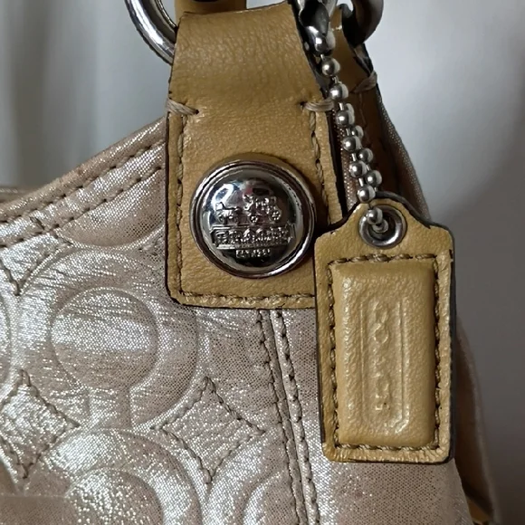 Coach Shimmering Beige Shoulder Bag Y2K 90s Hobo Mia - Picture 2 of 13
